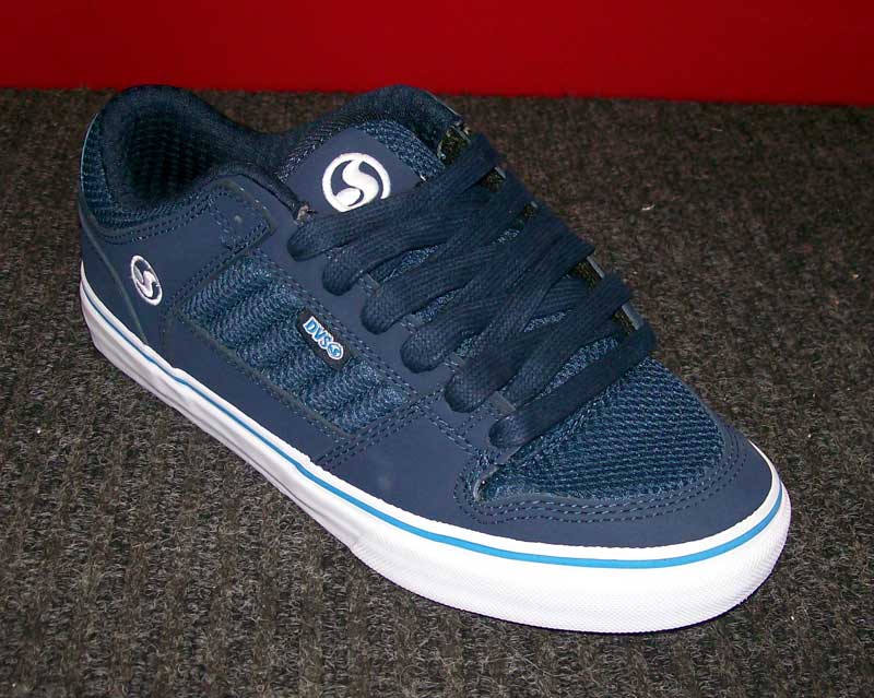 11_DVS_Shoe3_01.jpg