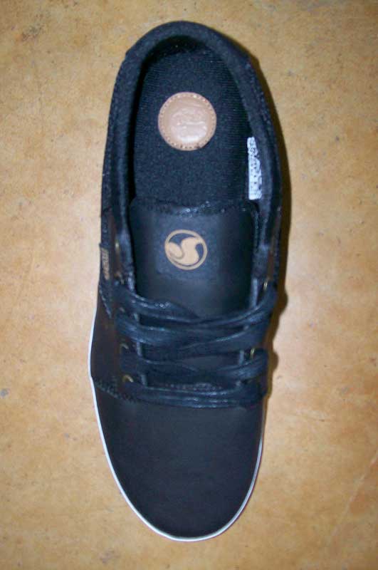 11_DVS_Shoe5_03.jpg