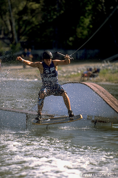 13wakeskate.jpg