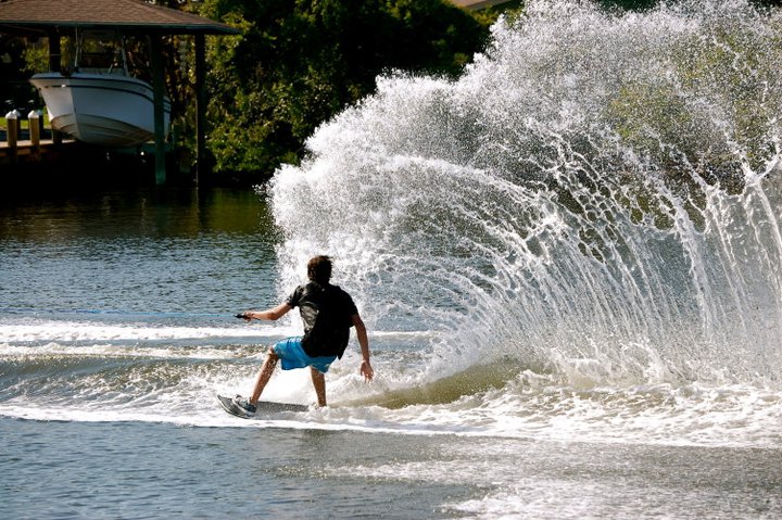 196815_1875394161141_1129816216_32252331_7207123_t spray.jpg