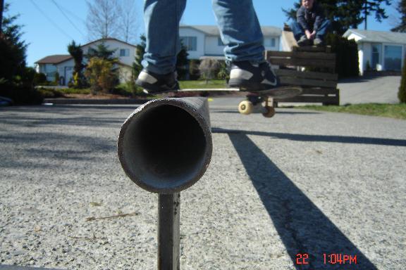 boardslidetinyrail.jpg