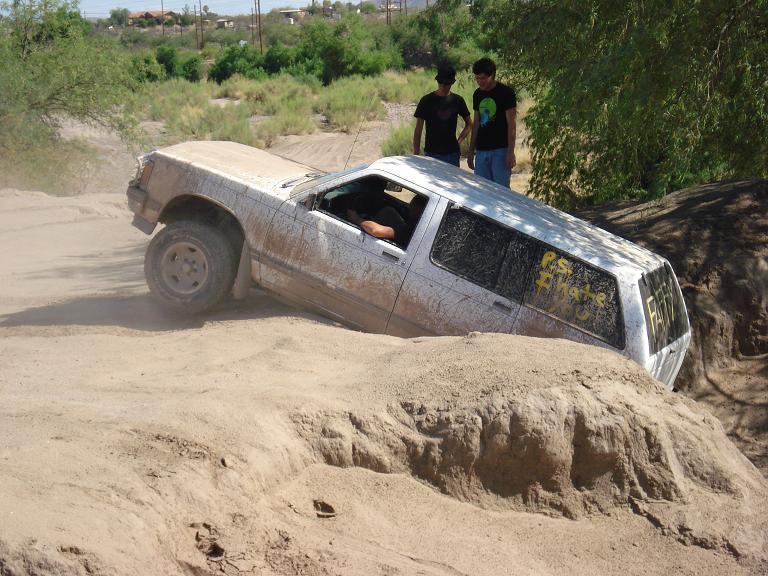 Everything In Transit-091.jpg