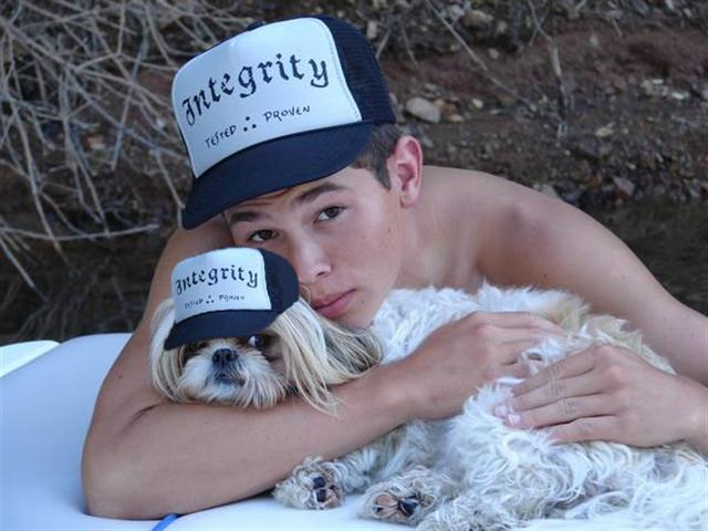 mitchlovesmagsters (Small).jpg