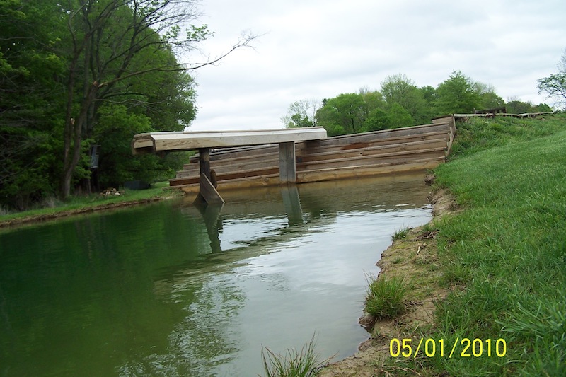 wakeskate pond 016.jpg