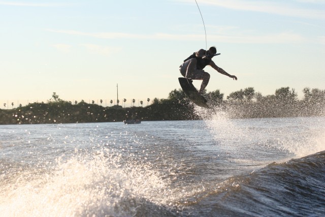wakeskateair.jpg