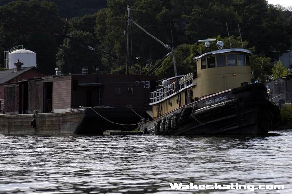 1176Tug