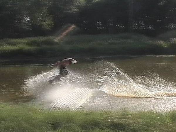 410ryan_bs_180_over_boat