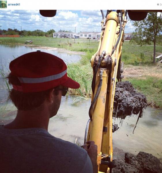ReedMovingDirt