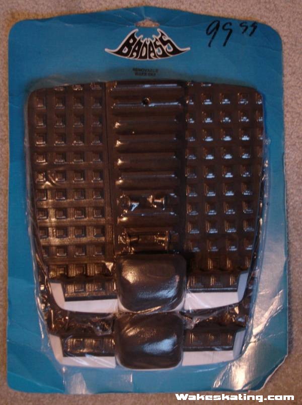 bad_ass_hooks_screws